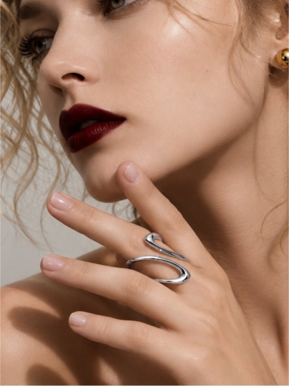Sleek Silver color Open Wave Ring - Women Jewelry